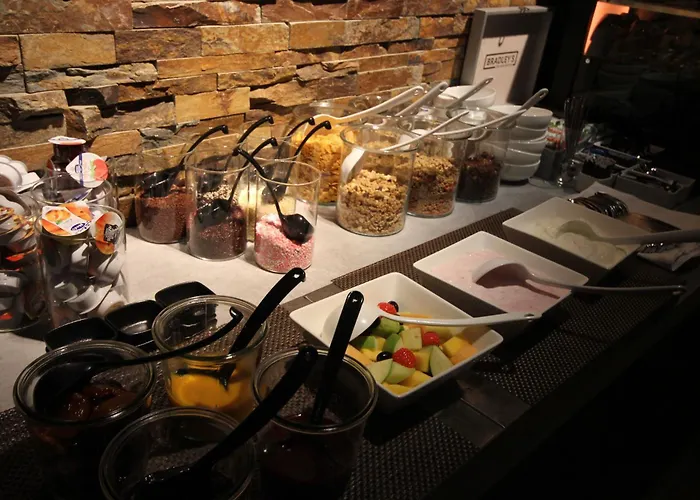 Hogerhuys - Adults Only 4*