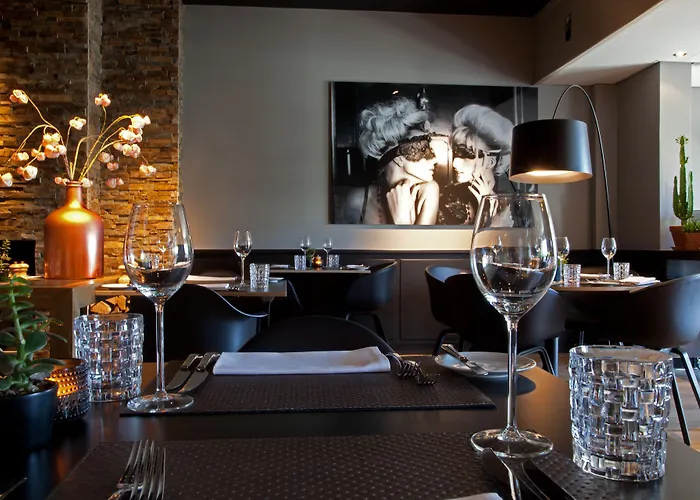 Hogerhuys - Adults Only